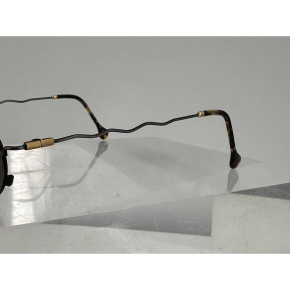 Ellen Tracy T200-11 Vintage Oval Sunglasses 52-18-140 Made In Austria (AB) main image 4
